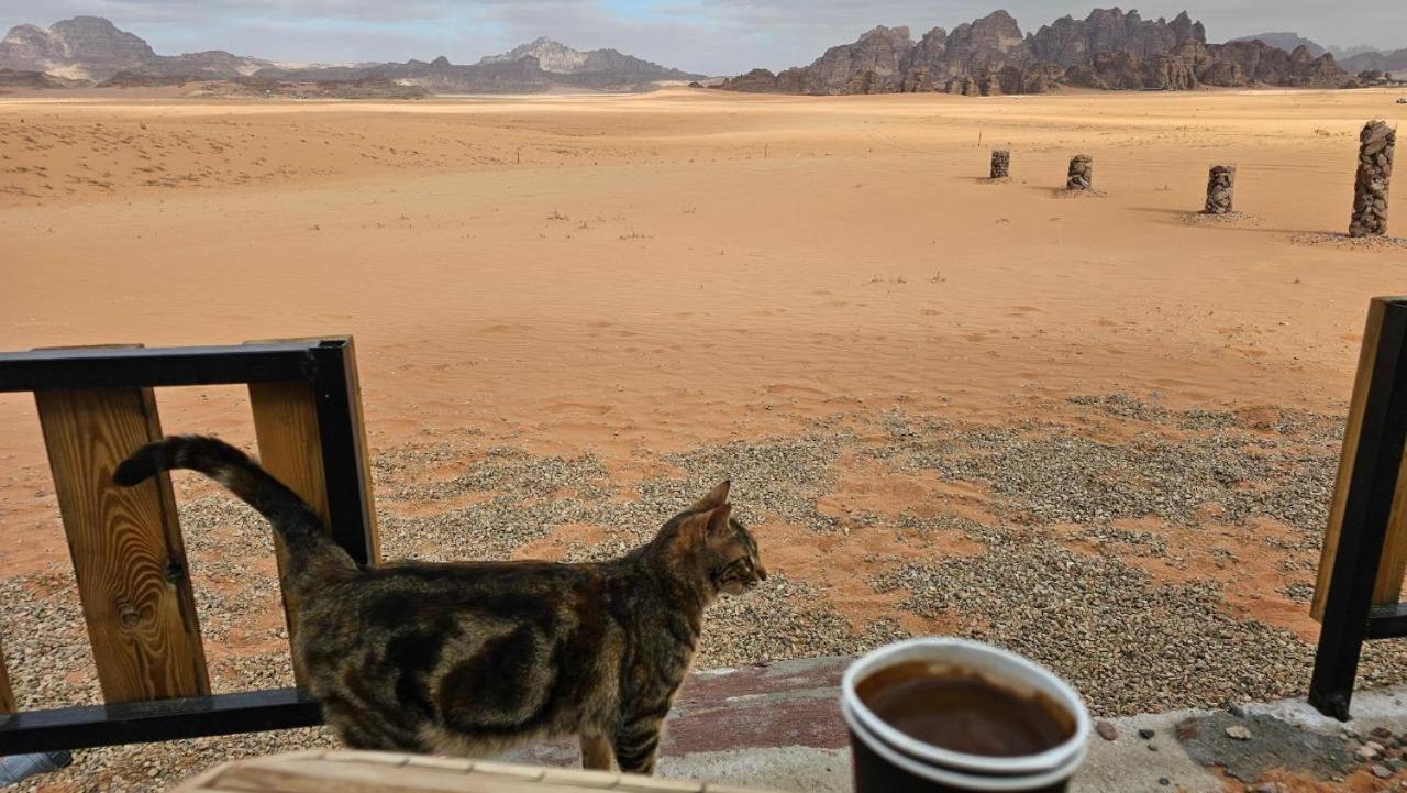 Bedouin Life Camp Hotel Wadi Rum Buitenkant foto